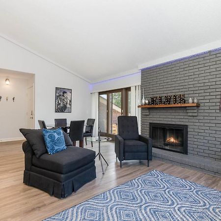 Large, Stunning Elvis Themed Condo,10 Min From Cvg Флоренс Екстер'єр фото